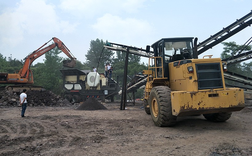 ɽ��ʱ��120��ú̿�ƶ���ɰ�ֳ�����