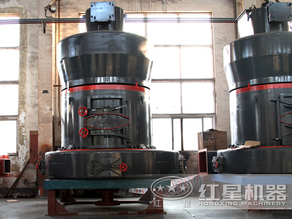 �ײ���ʯͷĥ�ۻ�