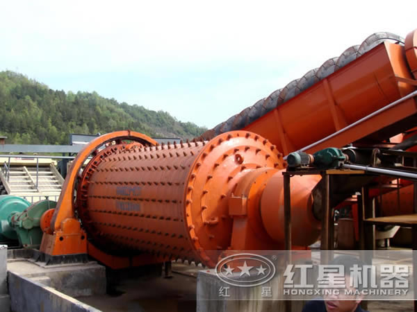 ѡ����ҵ�ֳ�ʵ��