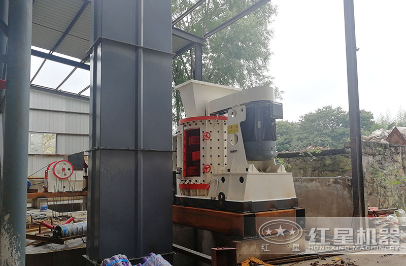 300x1300细鄂破+复合破制砂现场:河南客户 300x1300细鄂破+复合破制砂现场:河南客户