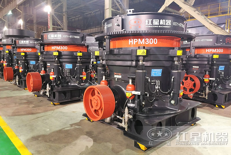 短头圆锥破碎机车间实拍 短头圆锥破碎机车间实拍