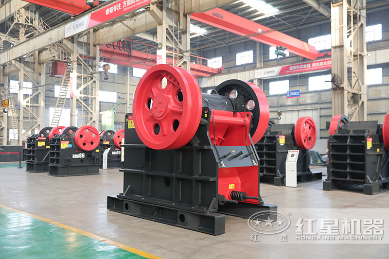颚式破碎机用于粗碎,进料粒度大 颚式破碎机用于粗碎,进料粒度大