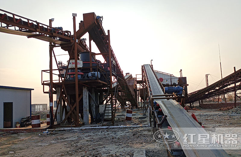 鄂破+圆锥破+冲击式制砂机 鄂破+圆锥破+冲击式制砂机