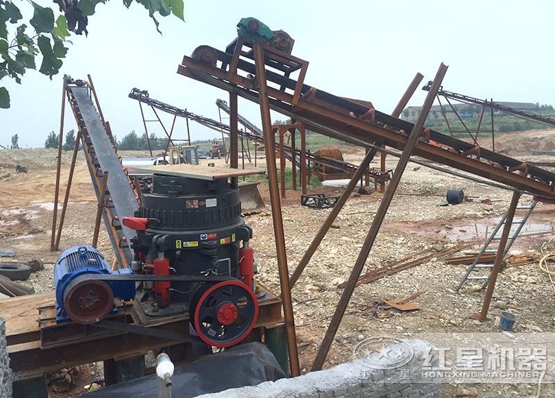 圆锥破碎机施工现场 圆锥破碎机施工现场