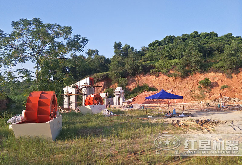 该洗沙场选用的是双轮斗洗砂机 该洗沙场选用的是双轮斗洗砂机