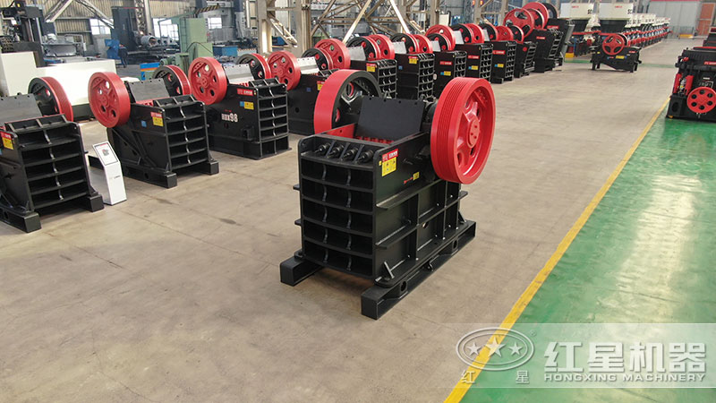 250x400颚式破碎机车间展示 250x400颚式破碎机车间展示