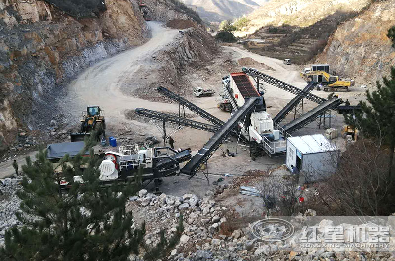 移动制砂设备多机组合生产现场,总费用180万左右 移动制砂设备多机组合生产现场,总费用180万左右