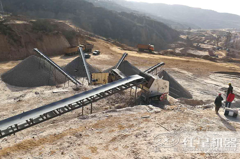 反击式石头破碎机生产现场 反击式石头破碎机生产现场