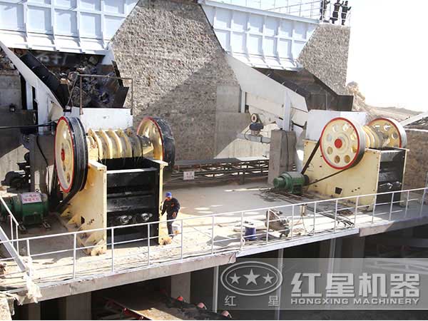 �ײ�����ʯ�������ֳ�