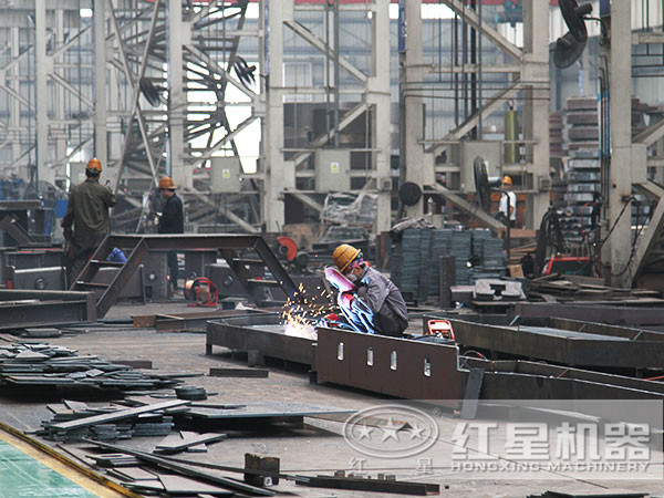 С����ʯ�����칤��