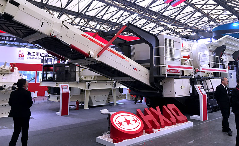 �ƶ��Ĵ���ʯ��е����չ