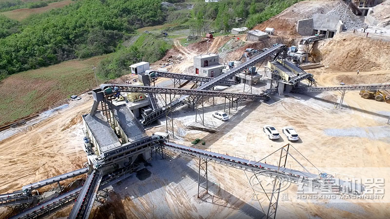 ��ɫ����ɰʯ���������ֳ�