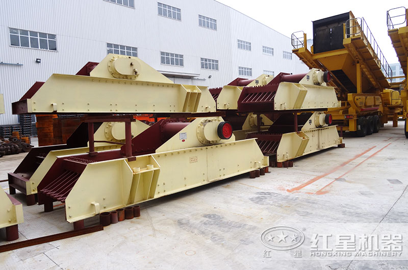 �񶯸��ϻ�ʵ��