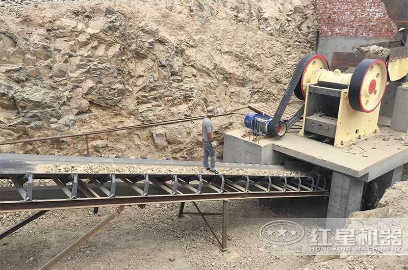 �ʽ��������������˨�̶�