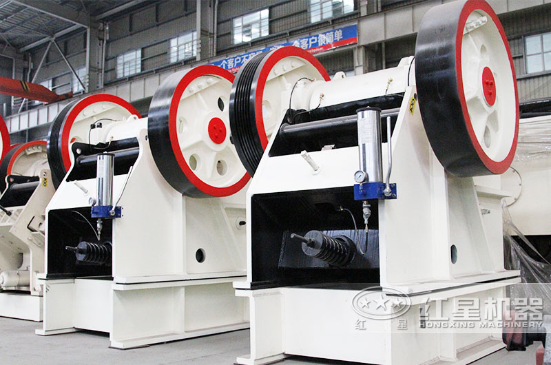 �ʽ�����